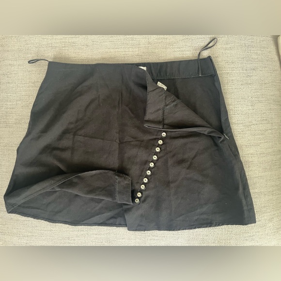 🥳 ZARA Mini Skirt - Picture 5 of 5